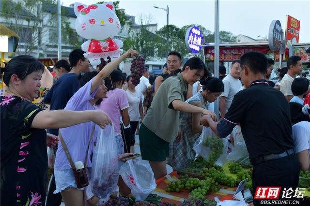 【每日一图@湖南】打卡澧县网红夜市，一叶庵下的人间烟火