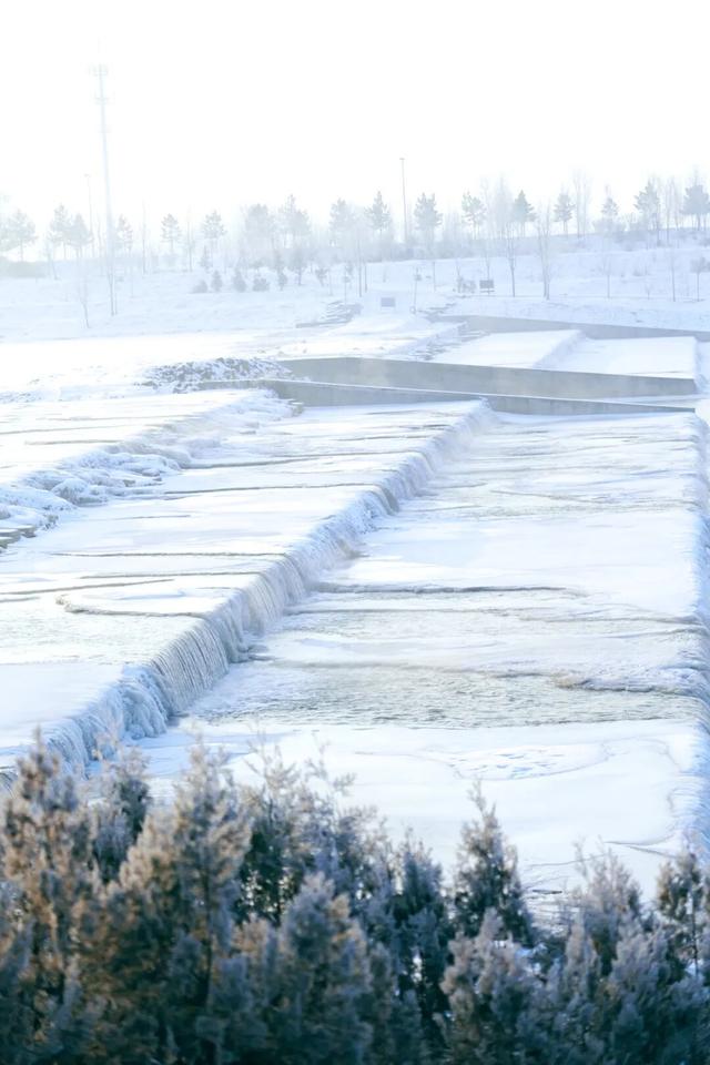 冰雪节的超绝冰雕来自哪里？今天大黑河上的号子声给出了答案