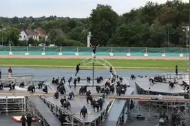 奥运会闭幕式12日凌晨举办 阿汤哥上演动作大片视频封面