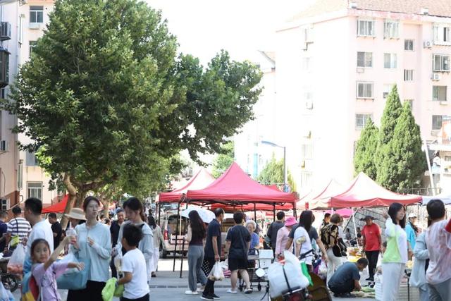 威海这个早市突然就火了，连游客都知道是“威海必打卡”