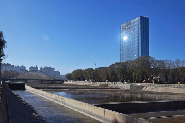 组图 | 凉州冬韵：霜凝湖光 苇摇清柔