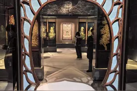 宋徽宗奇石与莫奈睡莲并置，故宫新展园林文化图片