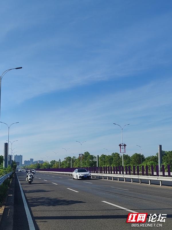 沿着芙蓉北路走一走，把湘阴的风景装进口袋