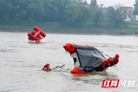 湖南机动队伍开展野外驻训 提升生态安全风险防范能力图片