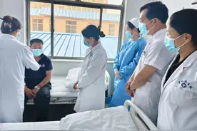 以“演”促防 以“练”备战——宁阳东疏镇中心卫生院开展院感应急能力大练兵图片