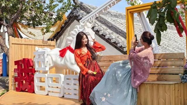 8天吸客3万余人次 泰安这一全新文旅街区喜迎“开门红”