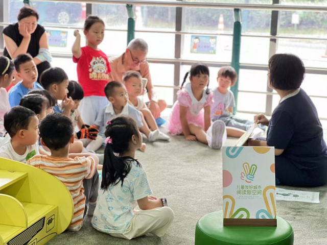 延时服务、新设备、亲子活动……家门口的图书馆暖“新”升级