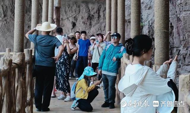 蜿蜒于临海悬崖，绝美网红打卡地！蓬莱阁老北山后海栈道开放