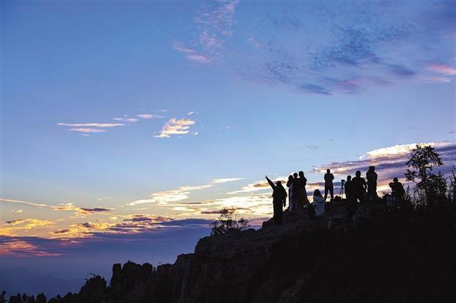 湖湘十大避暑名山之八面山游玩攻略——在云端草原 享20℃的盛夏