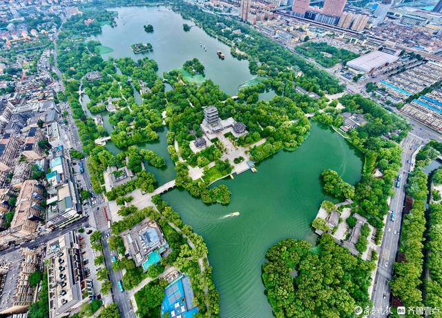 眺望俯瞰全景看，大明湖美景百看不厌