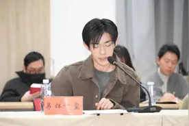 易烊千玺：穿行光影，看见生命的重量和无数种可能图片