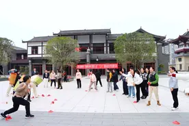 灵川农商行组织开展“三八”国际妇女节团建活动图片