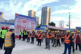 落实消防责任 华润置地玺宸上院项目开展消防演练图片