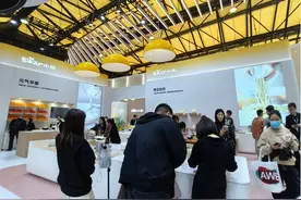 2025全国家电消费季启动！多家厂商称“以旧换新”带动家电需求增长明显|直击AWE2025图片