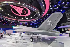 技术派｜从歼-35官宣看中型隐身战机的技术特点和发展趋势图片