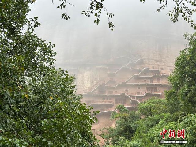 台青烟雨相约天水麦积山 对话千年石窟悟匠心