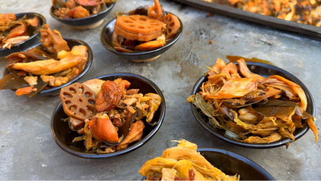 红叶柿岩荣膺中国“50赏秋景点”，本月启动浪漫初冬游