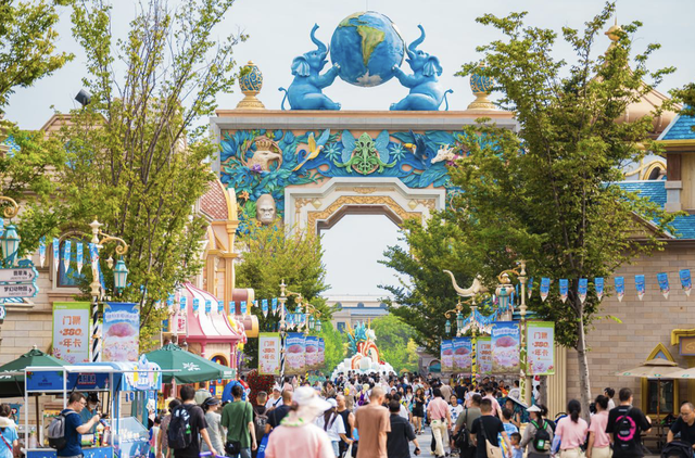 郑州银基动物王国入选2025抖音十大热门景点