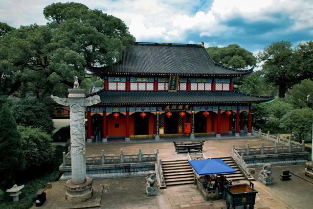 龙虎山为爱免门票啦！“以爱之名·白露为笺”甜蜜来袭，一起共享“祈缘仙灯夜”！