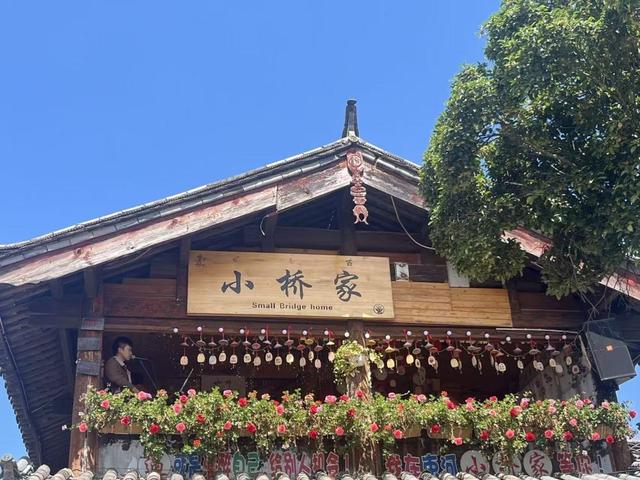 邂逅诗意古城：在流水映花簇、美食伴民谣中品读人间烟火