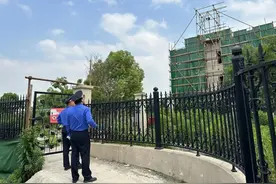 业主违法搭建怎么办？宝山城管这样做→图片