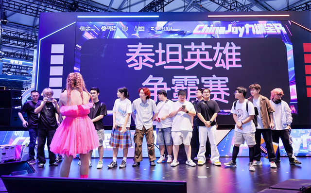 泰坦军团亮相2025 ChinaJoy，携三星显示、Intel联合展示电竞显示技术与产品