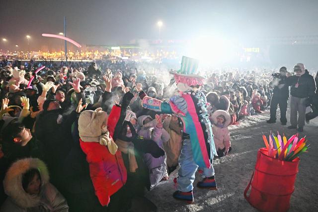 吉镜头丨肆季南河炫彩开园