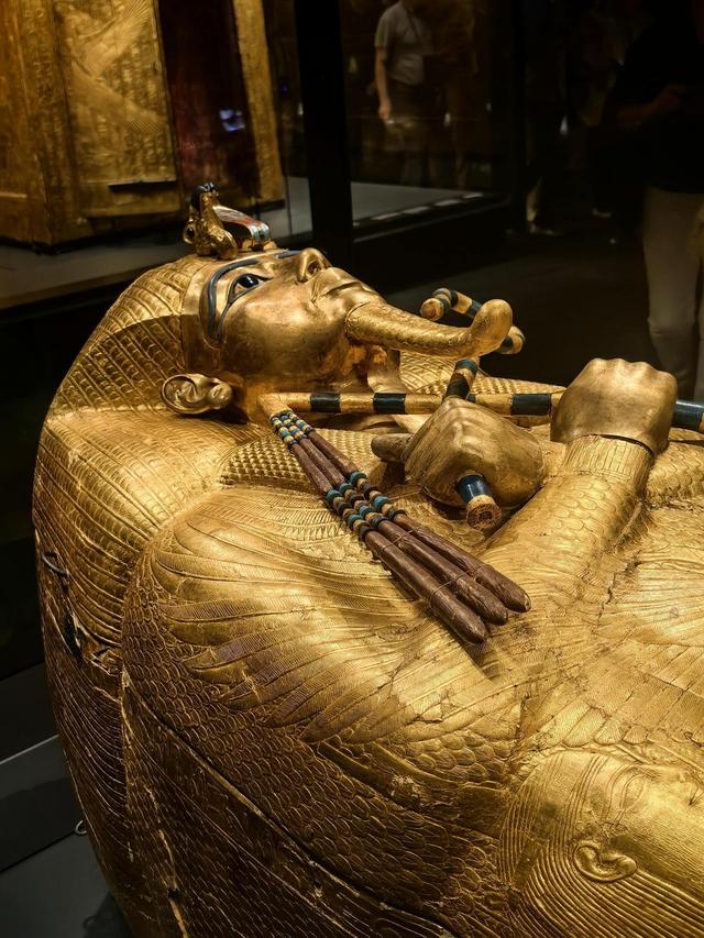 晚潮｜一馆览尽千年风华——大埃及博物馆纪游