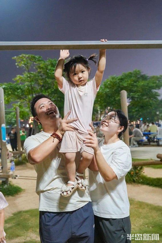 在青岛金沙滩啤酒城，体验一场亲子“慢”游记