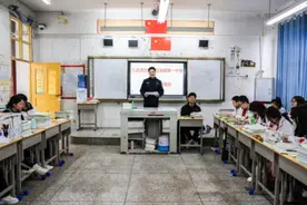 四川岳池：创新探索建立“法治班主任”工作机制图片