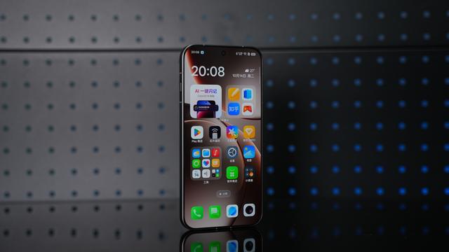 新旗舰扎堆双11：米OV荣围剿iPhone17，四大趋势已明