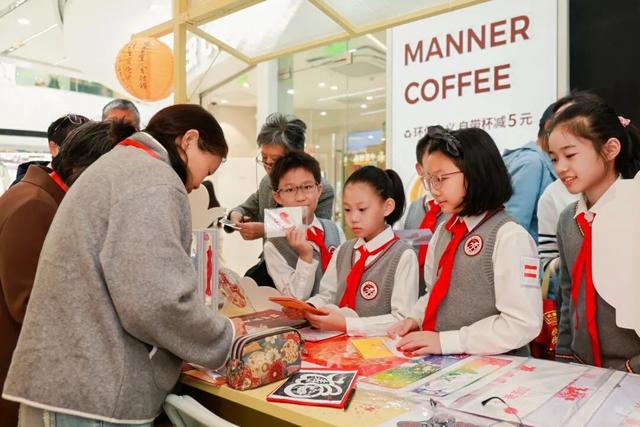 颛桥糕会现场探报！能买能玩有折扣，周末还有→