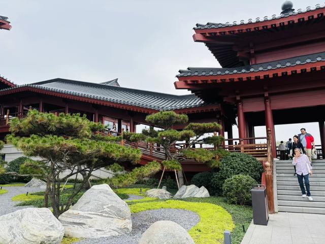 成都唯一“世界级”公园,以前门票120元,现在免费,唯一缺点就是远