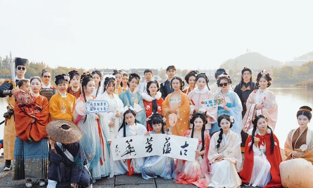 “璀璨星光 大美非遗” 2025年度养生市集专场温暖登场