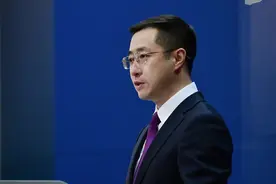 中方对12国公民短期来华免签政策延长至2025年底 外交部介绍情况图片