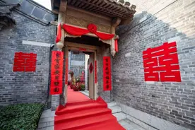 枣庄台儿庄古城推出“水乡婚礼”，邀请游客沾喜气、送祝福图片