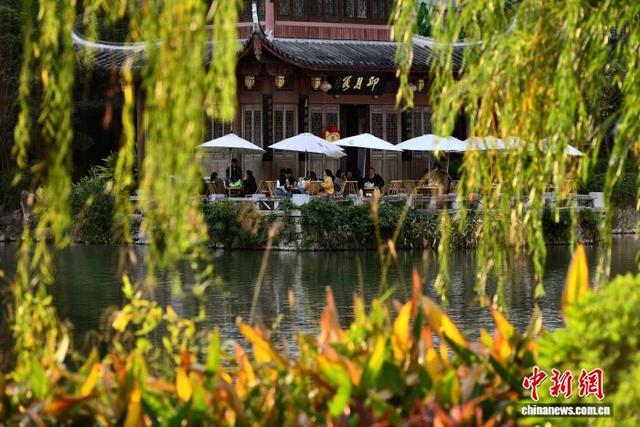 福州：色彩斑斓 冬景如画