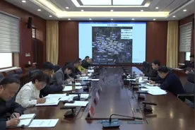 县长李爽主持召开专题会议研究韧性城市建设、老旧小区深度治理有关事宜图片