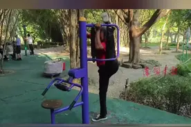 南宁这群老人硬核健身，个个都是肌肉猛男丨你的“老宝贝”上新了图片