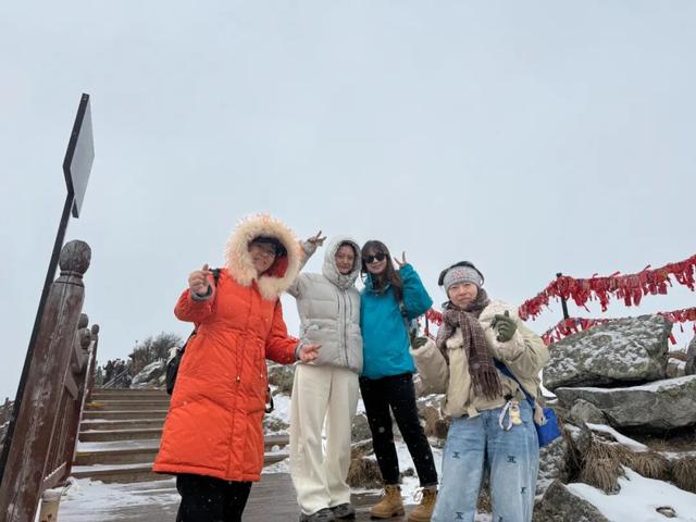 陕西中旅考察团走进太白山