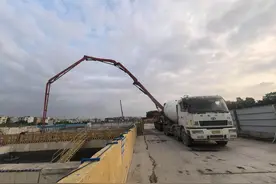 广花、芳白城际同台换乘，广花城际铁路规模最大车站封顶图片