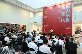 从“荆楚文化”中汲取灵感 易至群画展亮相中国国家画院美术馆图片