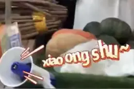 一学生靠姆巴佩口音一天卖300斤红薯：沾了姆巴佩的光，他现在是红薯顶流图片