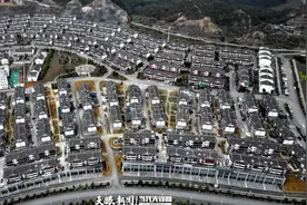 百里杜鹃：精品民宿似雨后春笋 旅游产业如繁花绽放图片