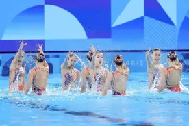 老师是冠军是种什么体验？大学生：抢不到......图片