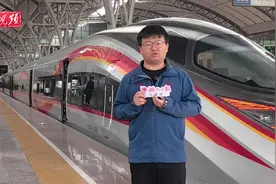 记者体验荆荆高铁试运行 2小时从武汉到达荆门 途中正常接打视频电话图片