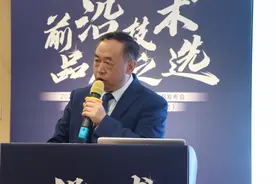 68岁女子白内障合并老花眼视物模糊，这项手术让她视力重回1.0图片