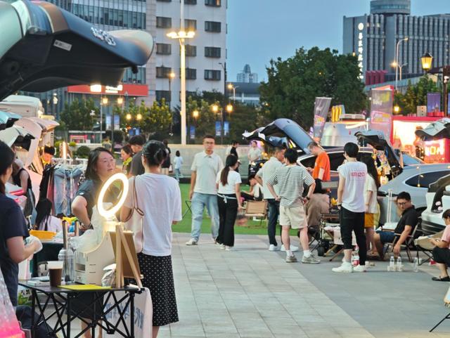 邮轮遇上夜经济，上海国际邮轮节普陀站启动