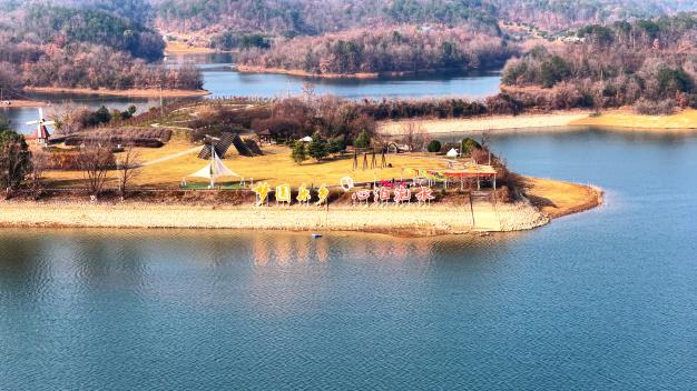 潮玩体验官赴松滋 荆州大V达人解锁冬日山水盛宴