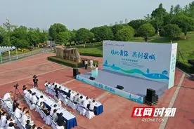 种上千棵树苗为松雅湖添绿 永旺集团长沙举办植树活动图片